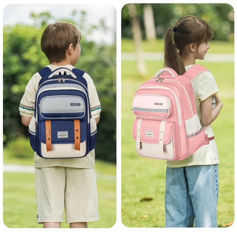 The schoolbag for students is light and comfortable, and the 123rd, 4th, 5th, 6th grade boys and girls have a large capacity bac